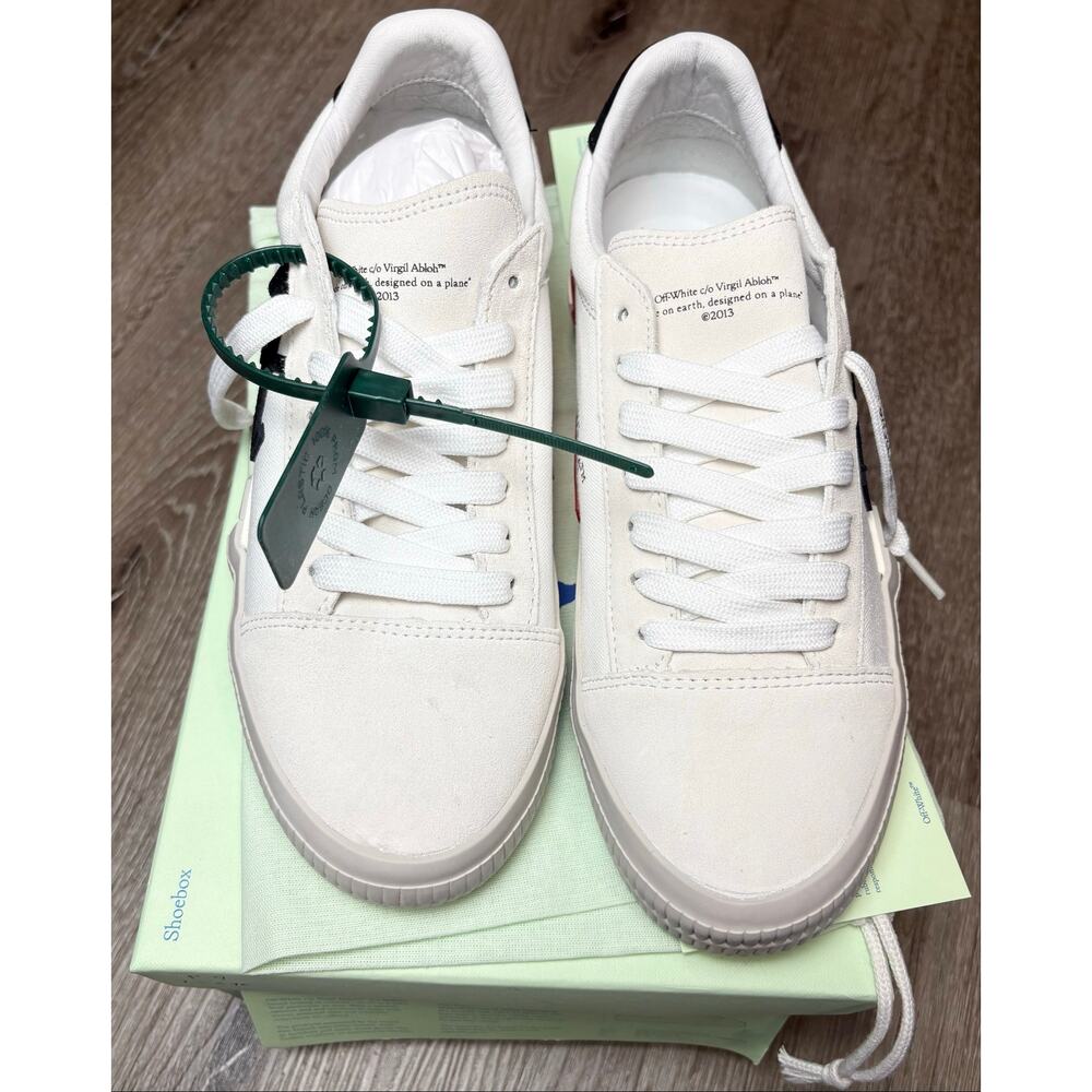 NIB - Off-White Low Top Vulcanized Sneakers - Blk/Wht EU 40 - Picture 5 of 11